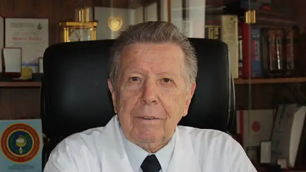 Умер почётный директор НМИЦ кардиологии Евгений Чазов