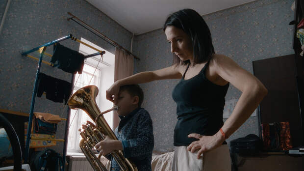 Кадр из фильма «В активном поиске страданий»