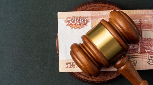 Пермского чиновника оштрафовали на 5 тыс. рублей за драку с главой краевого Минкульта