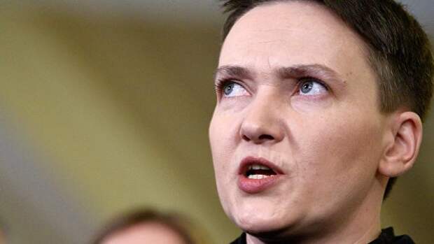 Депутат Верховной рады Украины Надежда Савченко на заседании Верховной рады Украины Депутат Верховной рады Украины Надежда Савченко на заседании Верховной рады Украины