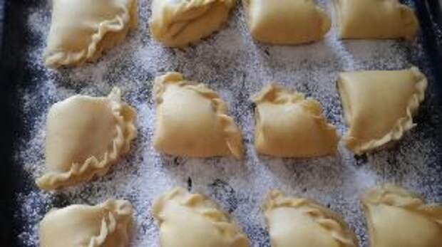 Выкладываем наши плюшки на лист