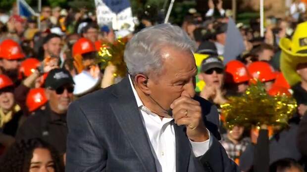 Lee Corso 400th Headgear Pick College GameDay Tribute