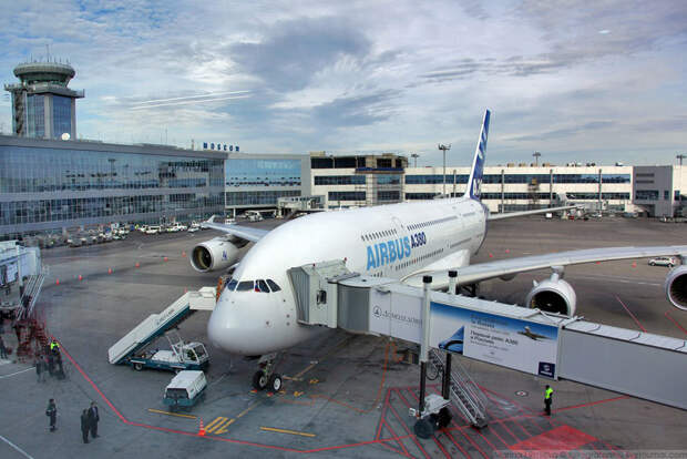 Первый визит А380 в Россиию, октябрь 2010 г.