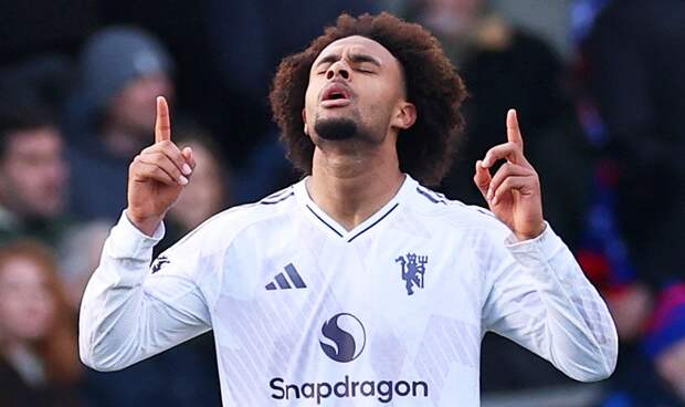 Форвард «МЮ» Зиркзее согласился на переход в «Рому»