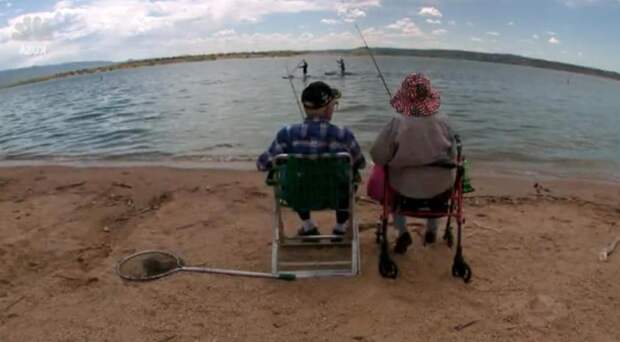 104-летний рыбак поймал себе непростую