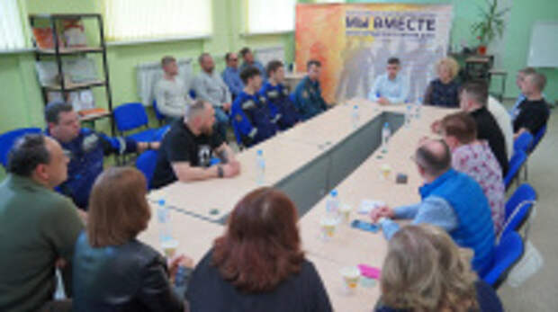 Все специальные службы и волонтерский штаб в Шуе продолжают работать над устранением последствий ночной атаки БПЛА