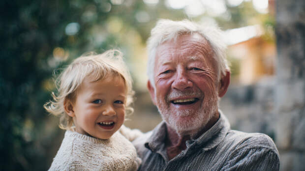 Восемь заповедей долголетия: врачи назвали принципы жизни до 100 лет