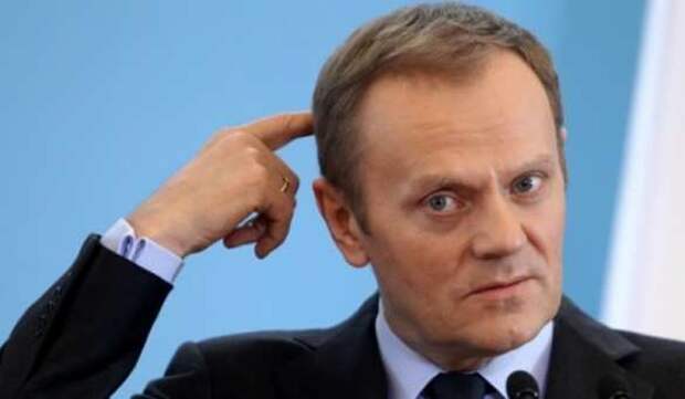 Туск попал в неловкую ситуацию из-за шутки о России