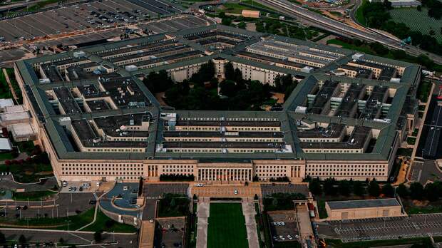 Пентагон: американский самолет подбили во время операции в Каракасе