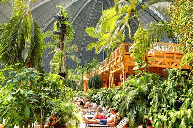 Tropical Islands Resort - тропический рай в Германии