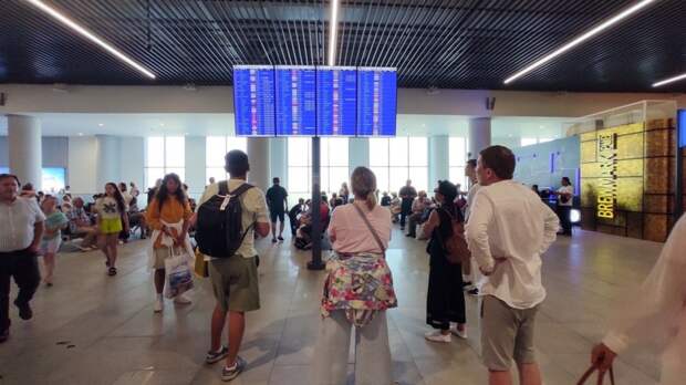 Конфликт на Ближнем Востоке: туристы остались без помощи, а туроператоры теряют миллионы