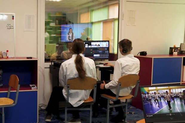 Юные туляки продолжают учиться тележурналистике: первой школьной телестудии в Туле исполнилось 18 лет