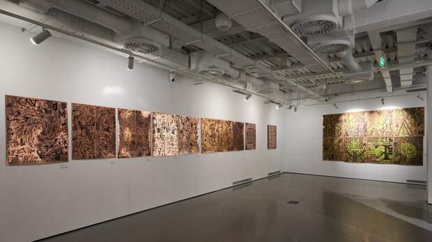 «Человечество само приближает свой конец»: Сергей Бугаев-Африка — о своей новой выставке и работе над «Ассой»