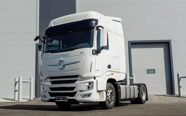 Китайский бренд стал лидером среди грузовиков-иномарок — КАМАЗ в опасности?