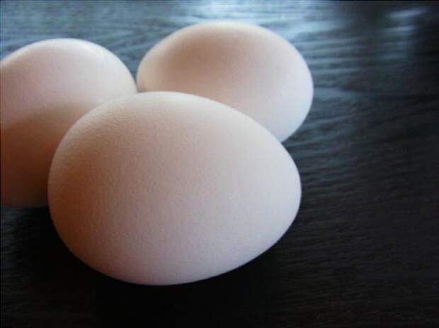 1.	Яйца перед варкой должны нагреться до комнатной температуры Лайфхак, вареные яйца