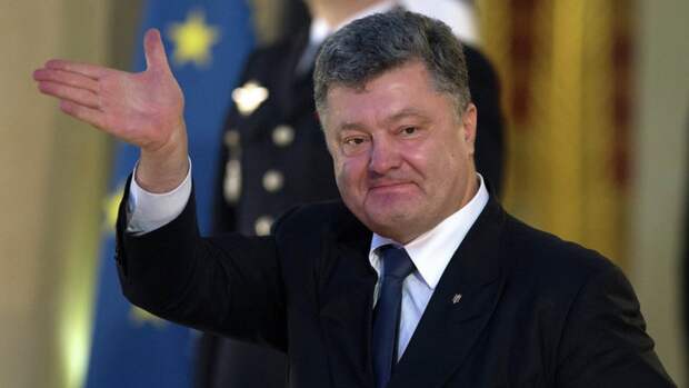 Порошенко сделал три ошибки в первой строчке гимна Украины