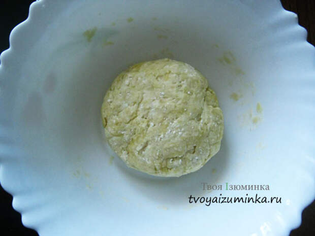 pirog_s_yablokami_i_lukom