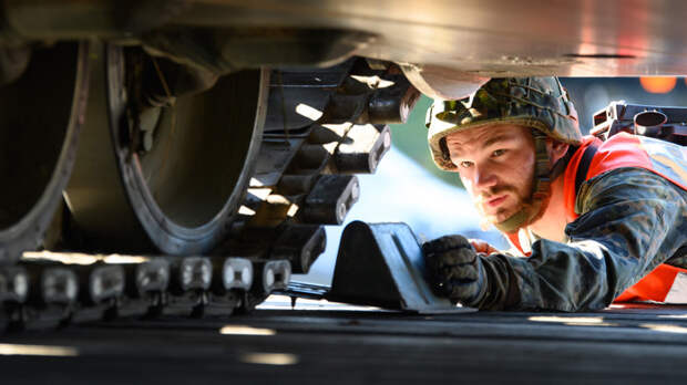 СЕКРЕТНЫЙ РАЗГОВОР: РЕЦЕПТЫ УНИЧТОЖЕНИЯ "ЛЕОПАРДОВ" ОТ ОФИЦЕРА НАТО