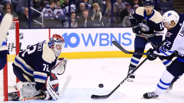 «Коламбус» уступил «Виннипегу» в НХЛ, несмотря на две передачи Панарина