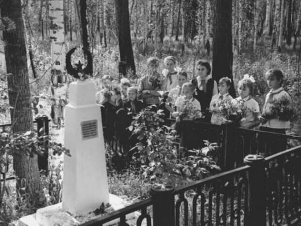Невыдуманная судьба Павлика Морозова: семейно-бытовая драма или убийство с политическим подтекстом?