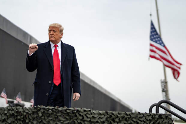 Трамп выступил за улучшение отношений России и США