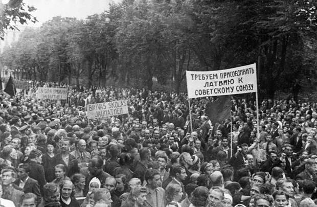Ситуация на Украине заморозится по прибалтийскому сценарию, когда после завершения Второй мировой войны Латвия,...