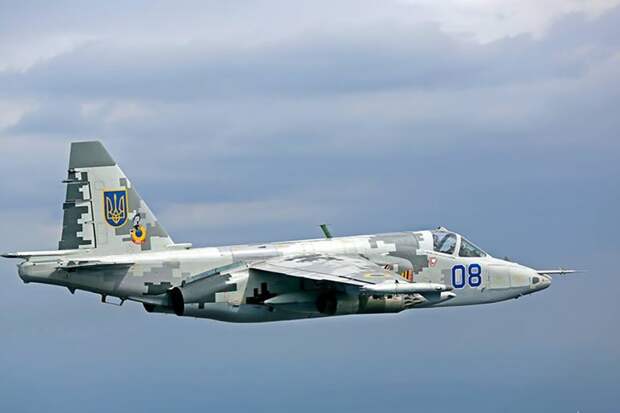 Появились кадры уничтожения одного из последних украинских штурмовиков Су-25