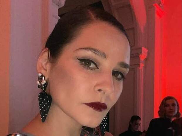 «Меня могут прибить…»: Тарханова пережила абьюз со стороны партнера по сцене