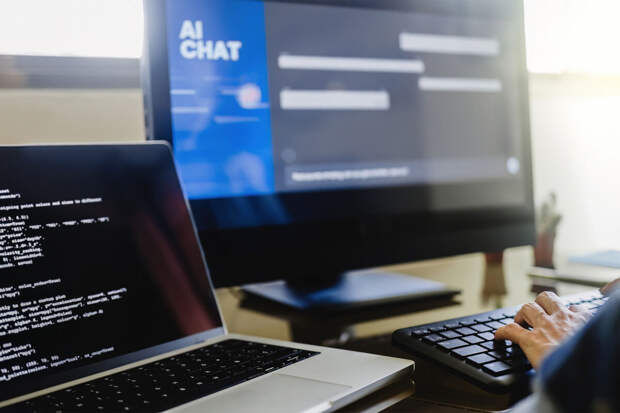 Lloyds Banking Group первой в истории внедрила чат-бот в управление бизнесом