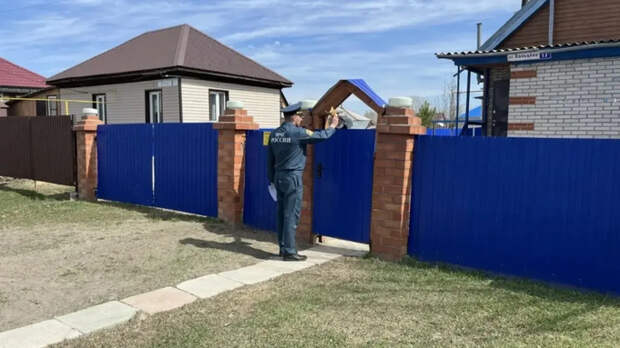 Барнаульские спасатели проводят рейды по соблюдению правил пожарной безопасности