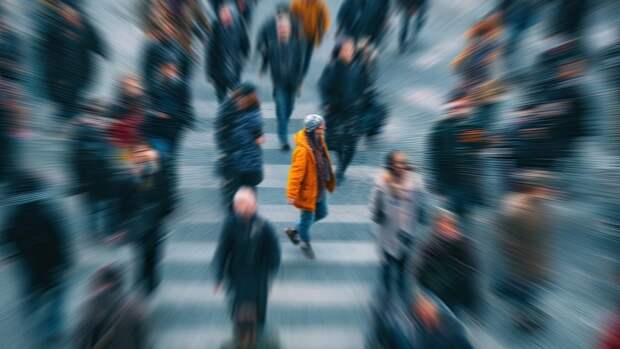 Эффект авангарда: ученые выяснили, кто на самом деле управляет движением толпы