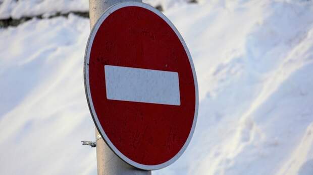 Движение по федеральной трассе на Алтае ограничили из-за метелей и гололеда