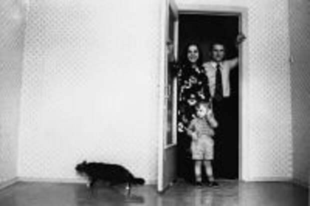 Советская семья в новой квартире, 1974 г.