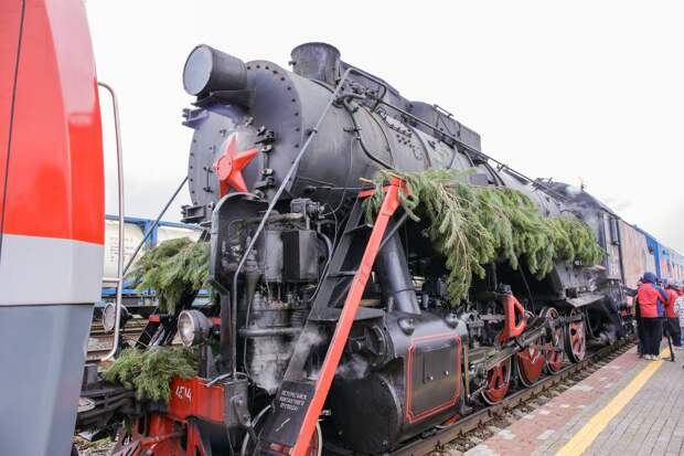 «Паровоз Победы» прибыл в Альметьевск и стал центром праздничной программы