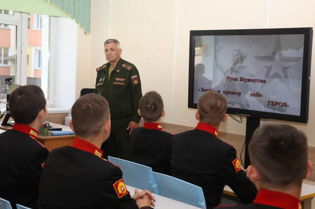 Павел Буре рассказал о суровых буднях своего сына в суворовском училище