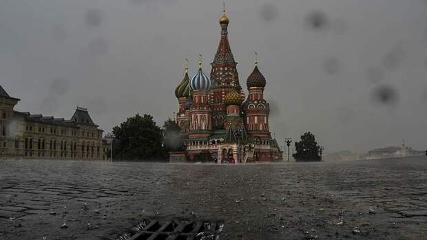 Синоптики спрогнозировали дождь и до +10 градусов в Москве 28 сентября