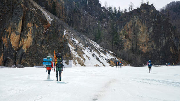«Шли раздетые»: выживший турист о трагедии на горе Мунку-Сардык в Бурятии