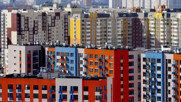 Льготная ипотека, вакцинация иностранцев и поддержка бизнеса: Путин утвердил перечень поручений по итогам ПМЭФ