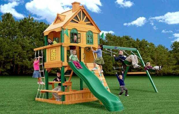 Популярные детские игровые площадки для дачи с игровым домиком сверху