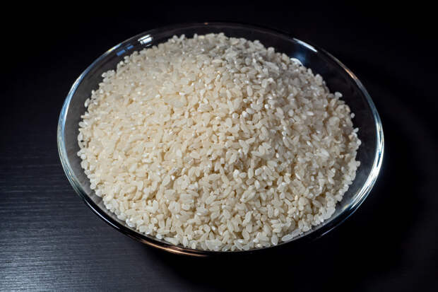 Правительство РФ продлило ограничение на экспорт риса, а значит, он может подешеветь