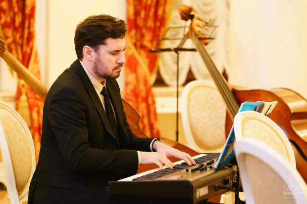 Композитор Эльмир Низамовның «Мелодия» фирмасында симфоник музыка альбомы чыкты