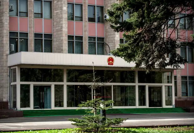 «Миру нужна справедливость, а не гегемония»: посол КНР в России — о российско-китайских отношениях и многополярности