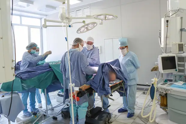 Хирурги ивановской ОКБ впервые сделали ангиопластику артерий пациенту с диабетом