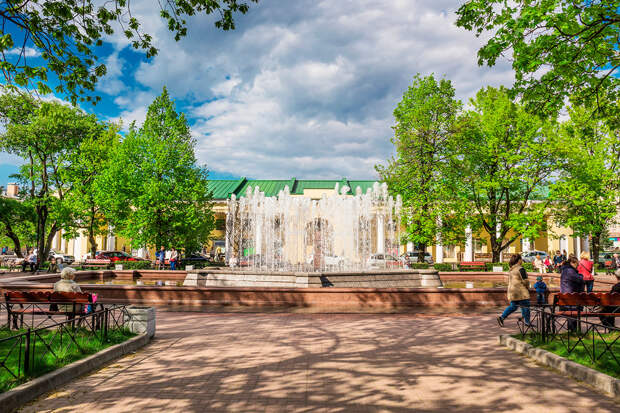 10 самых красивых фонтанов Санкт-Петербурга (ФОТО)
