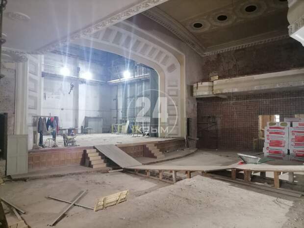 В Керчи на реконструкцию Романовской гимназии потратят в два раза больше, чем планировали