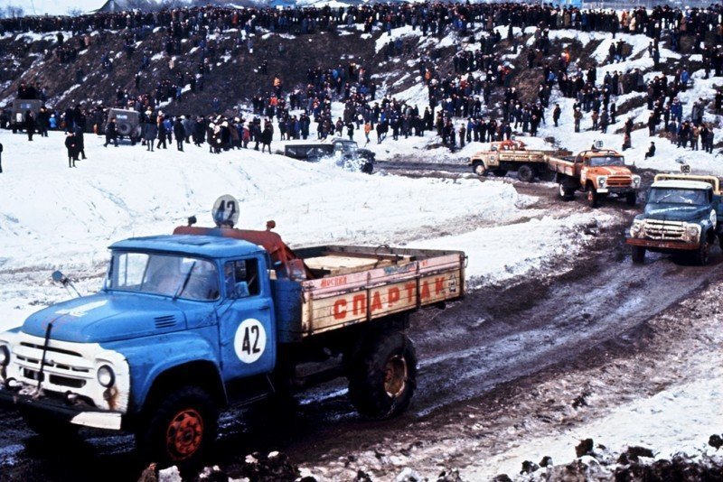 Соревнования на проходимость и мастерство вождения, 1978. Фото Валентин Хухлаев история, факты, фото