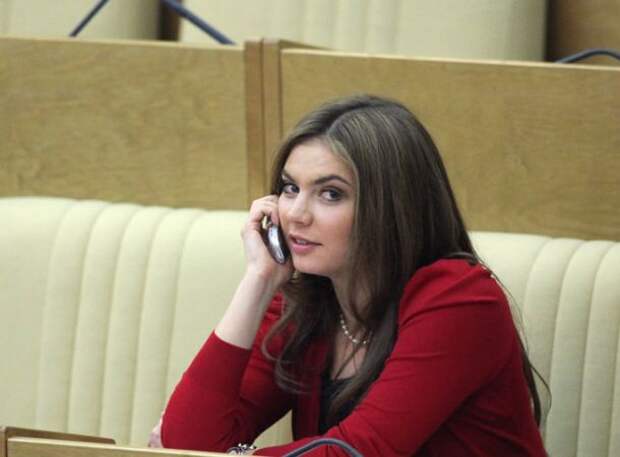 Россияне отреагировали на «вторые роды» Алины Кабаевой без восторга