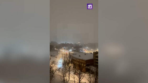 Циклон "Фрэнсис" с сильной метелью обрушился на Москву