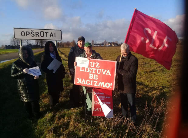 Акция поминовения уничтоженной деревни Опшрутай, Литва, 15 ноября 2017 года