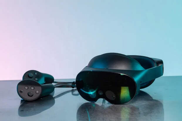 Профессиональная VR-гарнитура Quest Pro подешевеет на $500, а одна из версий игровой Quest 2 сбросит $70